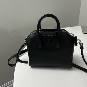 Givenchy antigona mini
